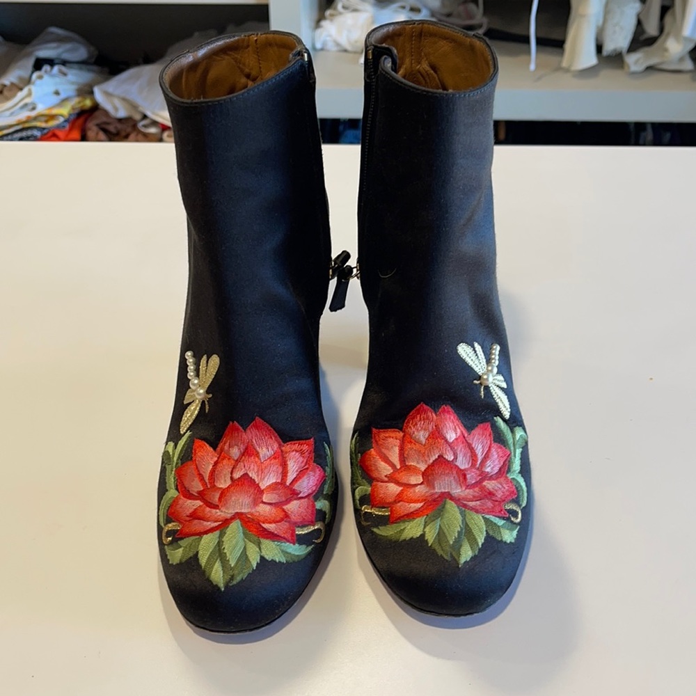 Aquazzura Lotus booties
